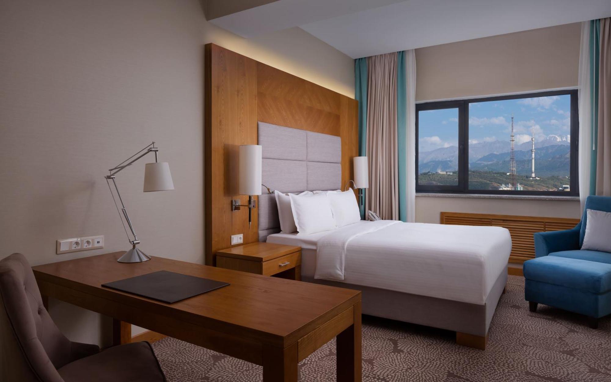 Doubletree By Hilton Отель Алматы