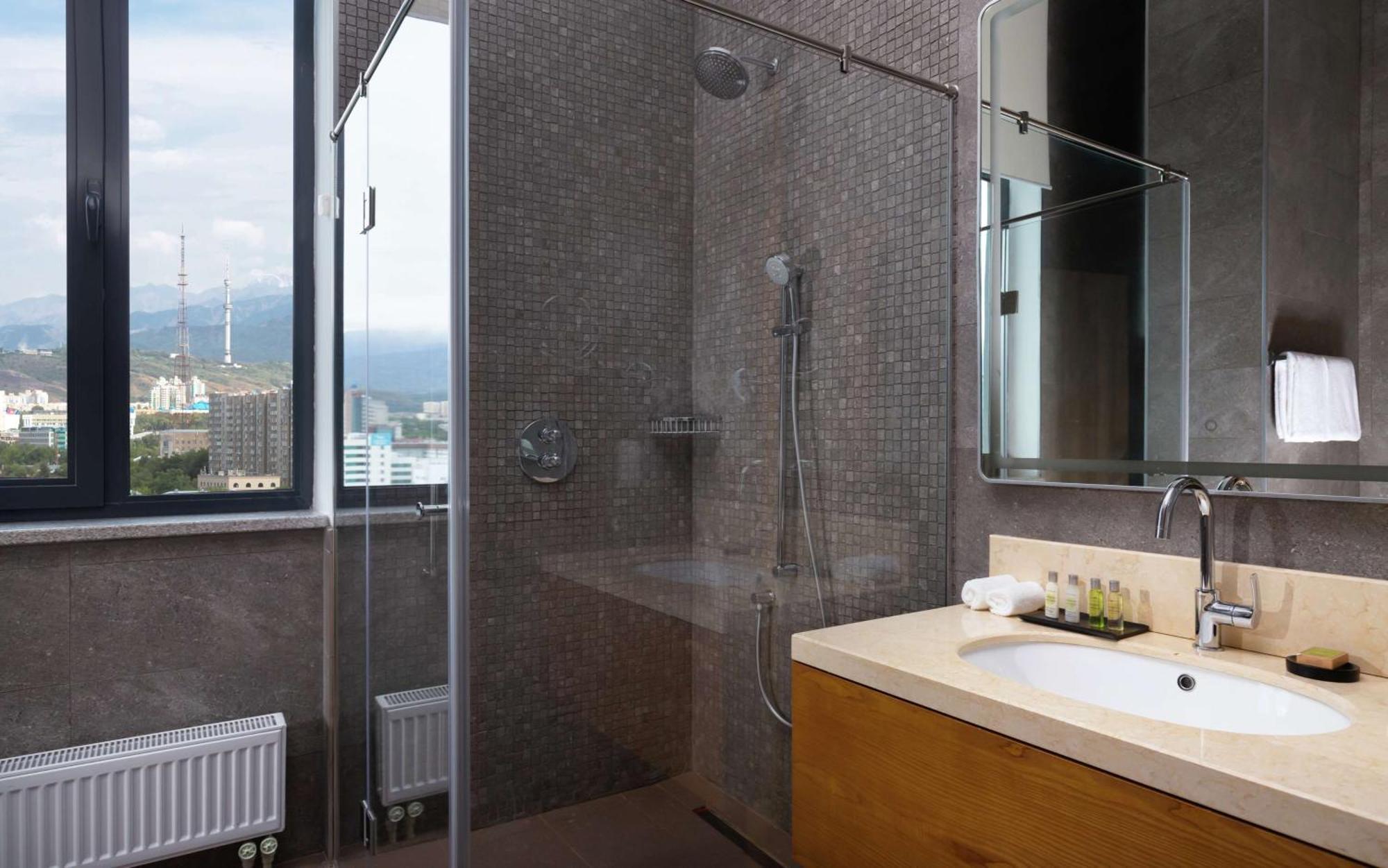 Отель Doubletree By Hilton
