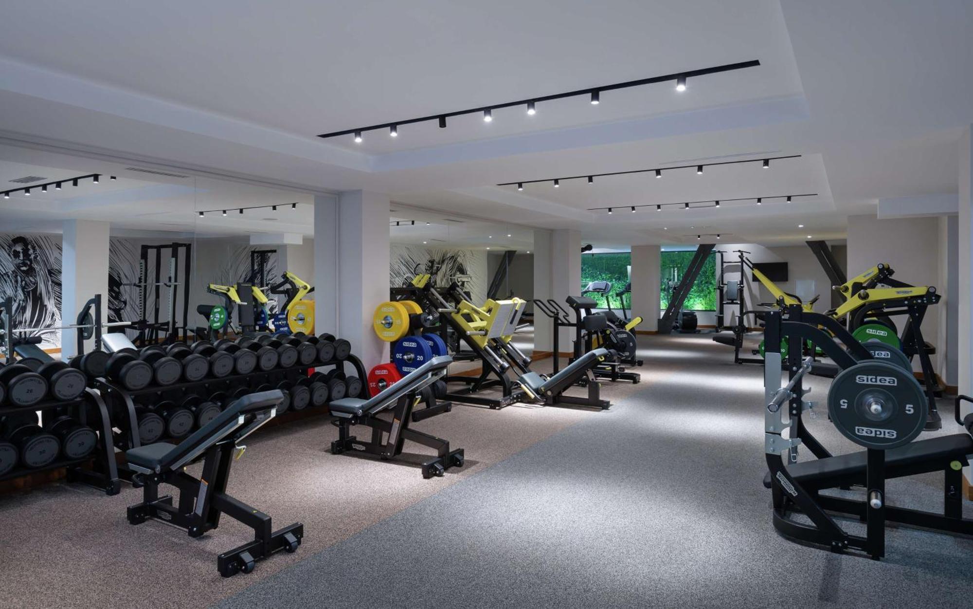 Отель Doubletree By Hilton Алматы